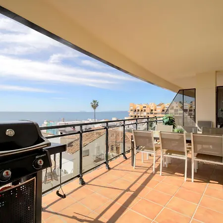 Apartment Cosmo Beach-2 By Interhome Estepona