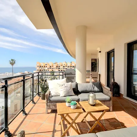 Apartment Cosmo Beach-2 By Interhome Estepona